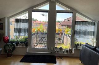 Wohnung kaufen in 83278 Traunstein, Traunstein - Zentral gelegene helle DG-Wohnung in Traunstein