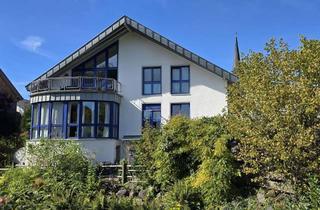 Wohnung kaufen in 51503 Rösrath, Eigentumswohnung in Traumlage mit separater Gewerbe/Freizeit-Einheit