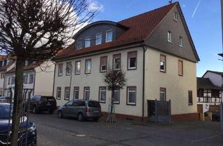 Wohnung mieten in Hugenottenstrasse 103, 61381 Friedrichsdorf, Friedrichsdorf zentral - großzügige 4 Zi.-Whg. ca. 125 qm Wfl. zentrale Wohnlage € 1.390,-- +UKt