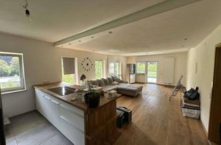 Wohnung mieten in Teuchelweg 27, 75365 Calw, Wohnen mit Ausblick: 3,5-Zimmer-Wohnung in Calw