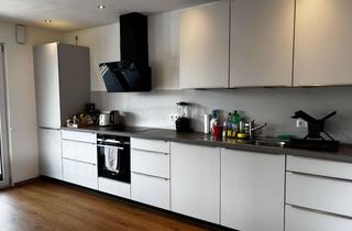 Wohnung mieten in 82377 Penzberg, Moderne 2-Zimmer-Wohnung mit hochwertiger Einbauküche und Balkon in Penzberg