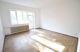 WG-Zimmer mieten in Munsterdamm, 12169 Steglitz, Großes Zimmer in 2er WG zu vermieten, nur für Studentinnen