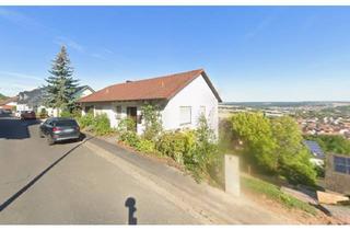 Einfamilienhaus kaufen in Paradiesstraße 41, 97855 Triefenstein, Einfamilienhaus mit toller Aussicht, Balkon und Kachelofen