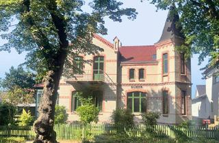Villa kaufen in 18347 Ostseebad Wustrow, Denkmalgeschützte Villa, teilsaniert – 520 m zum Ostseestrand
