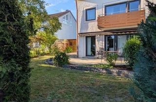 Haus mieten in Pfarrer-Niederhuber-Straße 14, 85258 Weichs, Stilvoll modernisiert: Doppelhaushälfte in Weichs