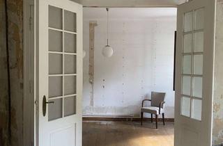 Wohnung kaufen in 12167 Steglitz, Für Kurzentschlossene! Sanierungsbedürftiges Original aus den 20er Jahren, 4,5 Zi, Dielen, Balkon