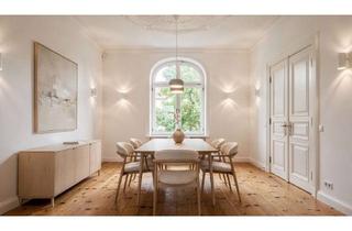 Wohnung kaufen in 69115 Weststadt, Stille Präsenz – Eine Altbauwohnung in Heidelberg. Secret Sale