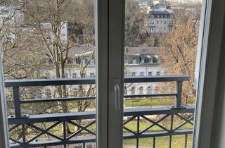 Wohnung kaufen in Brunnenstraße 51, 65307 Bad Schwalbach, 60qm Dachterrasse, Blick in den Schlosspark und mit dem Aufzug bis in die eigene Wohnung...