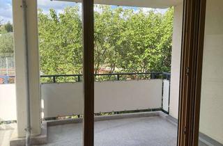Wohnung kaufen in Bruhmstraße 4b, 01465 Langebrück, Provisionsfrei: Helle 2-Zimmer-Wohnung mit großer Loggia in Dresden-Langebrück