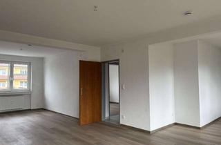 Wohnung mieten in Friedrich-Fröbel-Straße 8-10, 36093 Künzell, Zuhause mit 3 Zimmern und Balkon in Künzell