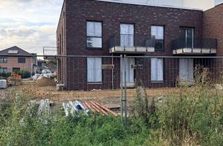 Wohnung mieten in Dörpsring 27C, 25474 Hasloh, Eigener Garten statt Balkon: 3-Zimmer-Erstbezug mit Südterrasse, Einbauküche und Stellplatz