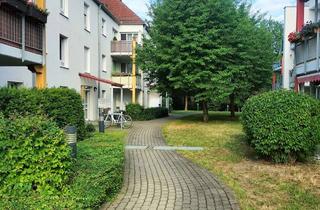 Wohnung mieten in Rathenaustr. 12a, 04416 Markkleeberg, Helle 2-Zimmer-Wohnung mit Balkon, WG geeignet, in Markkleeberg, gute Anbindung nach Leipzig