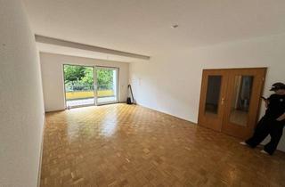 Wohnung mieten in 34131 Bad Wilhelmshöhe, Großzügige 4-Zimmer-Wohnung mit ca. 117 m², Balkon, Tiefgaragenstellplatz und Einbauküche in Kassel-