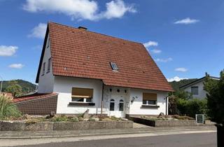 Haus mieten in 66851 Queidersbach, Viel Platz für den Alltag in diesem Einfamilienhaus in Queidersbach