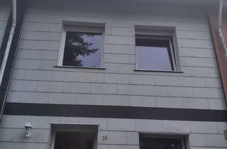 Haus mieten in Gerhart-Hauptmann-Weg 35, 73447 Oberkochen, Stilvoll saniertes Reihenhaus in Oberkochen