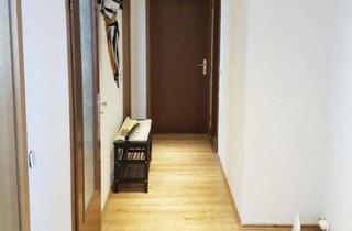 Haus kaufen in 08141 Reinsdorf, vollvermietetes Mehrfamlienhaus mit neuer Heizungsanlage