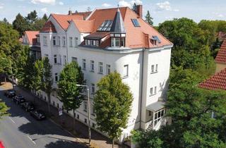 Wohnung kaufen in 04299 Leipzig, Vier Zimmer. Balkon. Bezugsfrei. Und alles andere als alltäglich – unweit des Völkerschlachtdenkmals