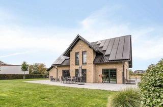Einfamilienhaus kaufen in 46459 Rees, Moderne Immobilie mit hochwertiger Ausstattung, intelligenter Haustechnik und traumhaftem Grünblick