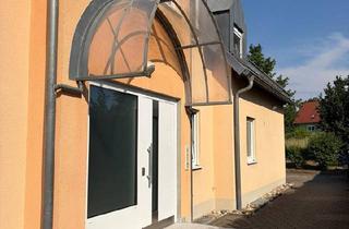 Wohnung kaufen in 96132 Schlüsselfeld, Schlüsselfeld - Eigentumswohnung EG m. Garten Stellplatz Keller