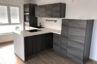 Wohnung kaufen in 85080 Gaimersheim, Gaimersheim - Hochwertige Dachgeschosswohnung in zentraler Lage in Gaimersheim