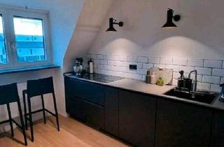 Wohnung kaufen in 90419 Nürnberg, Nürnberg - Wohnung mit Burgblick +++ Küche+Quooker+Leuchten+Kleiderschrank