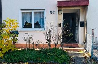 Haus kaufen in 89075 Ulm, Ulm - Reihenmittelhaus, Rennervationsbedürftig