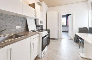 Wohnung kaufen in 28237 Lindenhof, Wohnung mit Perspektive: Dachterrasse, Dachboden und flexible Nutzung