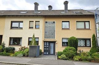 Wohnung kaufen in 58454 Witten, Großzügige 6,5 Raum ETW mit Balkon und EBK in Witten-Stockum