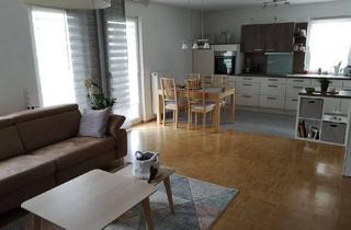Wohnung mieten in Reichsdorfstraße, 97526 Sennfeld, Neuwertige Moderne 3,5 Zimmer Wohnung mit großer Terrasse in Sennfeld Neubaugebiet provisionsfrei