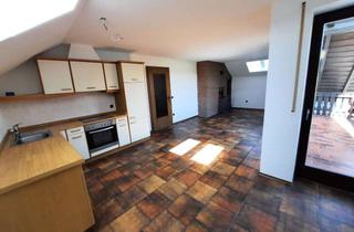 Wohnung mieten in Mozartstr., 86850 Fischach, Großzügige 2 ZKB-Dachwohnung mit EBK u. Balkon in Fischach-Heimberg