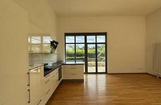 Wohnung mieten in Christoph-Kolumbus-Straße 16, 14089 Kladow, Alltagstaugliche 3-Zimmer-Wohnung mit gehobener Ausstattung in Kladow