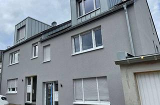 Wohnung mieten in Brunnenweg 24, 52224 Stolberg, Erstbezug mit Einbauküche und Balkon: schöne 2-Zimmer-DG-Wohnung in Aachen (Kreis)