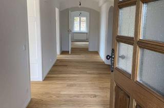 Wohnung mieten in 35037 Marburg, Helle, kernsanierte 2,5-Zi-Wohnung mit Einbauküche, Gäste-WC und Keller in Marburg