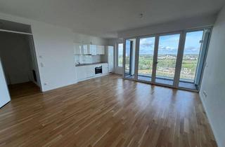 Wohnung mieten in Isarstr. 14, 91052 Erlangen, Wohnen im Neubaustandard mit EBK, Tiefgarage und Fernblick!