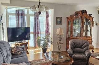 Wohnung mieten in Auf Der Pehle, 50321 Brühl, Exklusive 3-Zimmer-Wohnung mit gehobener Innenausstattung und großem Balkon in Brühl, 2 OG