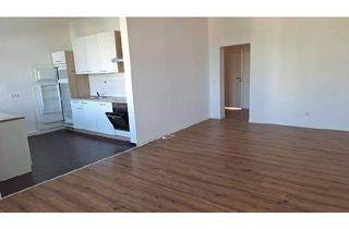 Wohnung mieten in Horst-Menzel-Straße, 09112 Kaßberg, 4 Raumwohnung mit Balkon und geräumigen Wohnzimmer inkl. EBK