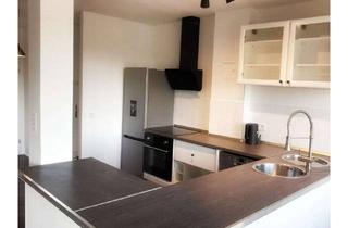 Wohnung mieten in 12439 Niederschöneweide, Modernisierte 3-Zimmer-Wohnung im Dachgeschoss in Berlin