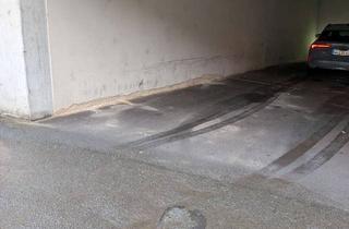 Garagen mieten in Peterpfarrgasse, 97070 Würzburg, Überdachter Stellplatz im Innenhof