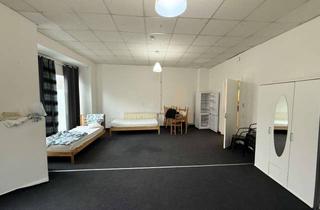 Gewerbeimmobilie kaufen in Pichelsdorfer Straße 37, 13585 Spandau, Attraktive Rendite: Gewerbeeinheit mit Aparthotel-Genehmigung für bis zu 12 Betten in Berlin Spandau