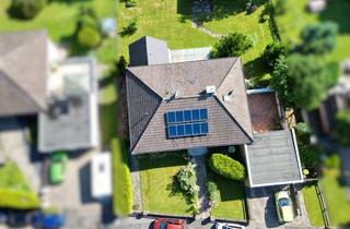 Einfamilienhaus kaufen in 31089 Duingen, Einfamilienhaus mit Einliegerwohnung, Doppelgarage und Fernblick in Duingen Marienhagen