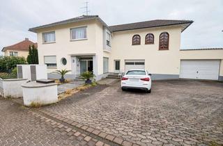 Einfamilienhaus kaufen in 55442 Daxweiler, Daxweiler - Einfamilienhaus mit frisch sanierter ELW, wundervollem Fernblick und großen Nutzflächen