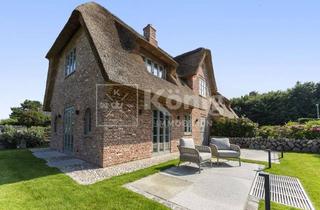 Haus kaufen in 25996 Wenningstedt-Braderup, WENNINGSTEDT: FERIENVERMIETBARE NEUBAU DHH
