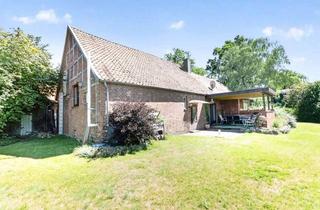 Haus kaufen in 29559 Wrestedt, HISTORISCHER LANDSITZ FÜR HAUSTIER- UND PFERDELIEBHABER IN FELDRANDLAGE MIT EIGENER KOPPEL