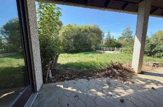 Haus kaufen in 93173 Wenzenbach, Handwerker aufgepasst! Sanierungsbedürftiger Bungalow mit Ausbaureserve in Wenzenbach