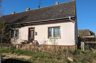 Haus kaufen in 39606 Krevese, Gebäude- und Freifläche mit DHH in Krevese;2.250 m²; Mindestgebot: 5.600 €; Einzelheiten s. Exposee!