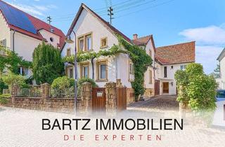 Einfamilienhaus kaufen in 67434 Diedesfeld, Freistehendes Einfamilienhaus mit vielseitigem Potenzial für persönliche Wohnideen