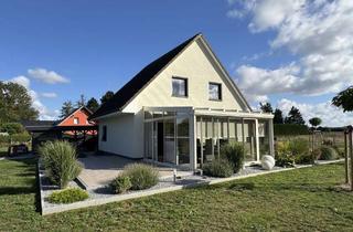 Einfamilienhaus kaufen in 17498 Hinrichshagen, Modernisiertes Einfamilienhaus mit Wintergarten und großem Grundstück