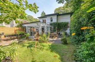 Haus kaufen in Am Hirschpark, 22587 Nienstedten, Einzigartiges Kleinod am Hirschpark