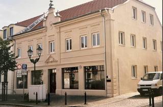 Büro zu mieten in Marktstraße, 14641 Nauen, Zentral gelegene Büro-/ Ladenfläche in schönem denkmalgeschützten Gebäude.