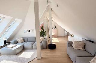 Wohnung kaufen in Dohmeyers Weg, 30625 Kleefeld, Stilvolle Altbau-Maisonette mit Dachterrasse und hochwertiger Ausstattung in Hannover-Kleefeld